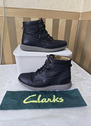 Кожаные ботинки. clarks.