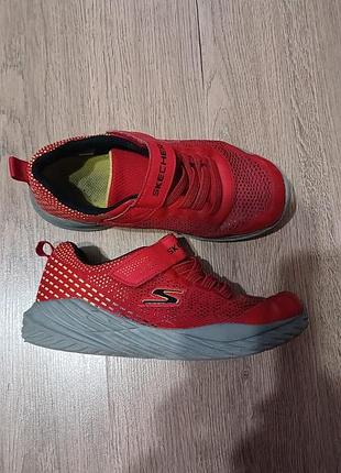Кросівки для хлопчика skechers 30-31 розмір