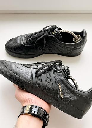 Черные кожаные кроссовки adidas 350