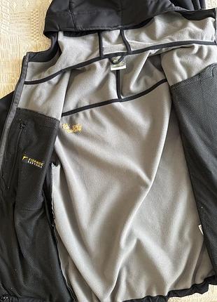 Куртка jack wolfskin в гарному стані чорна 4