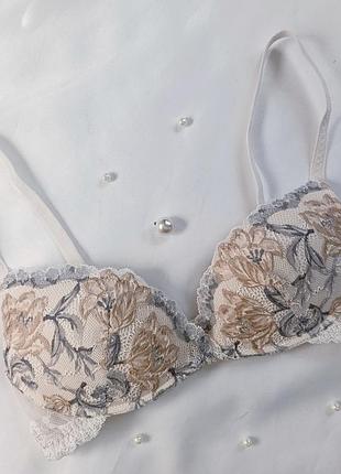Нежный кружевной бюстгальтер intimissimi 3