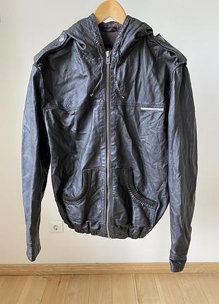 Кожанка чоловіча superdry l розмір