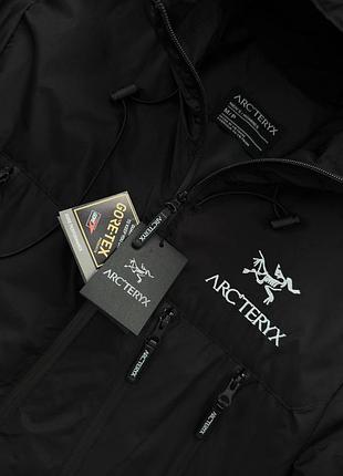 Вітровка arcteryx 5