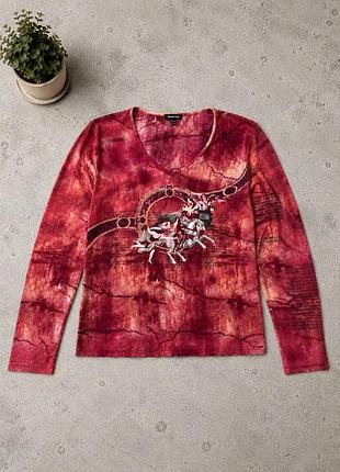 Vintage red with ancient лонгслів