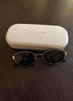 Сонцезахисні окуляри marc jacobs з