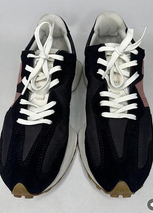 Стильні кросівки new balance 327 4