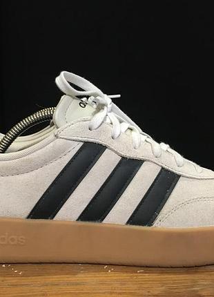 Кросівки adidas barreda 2