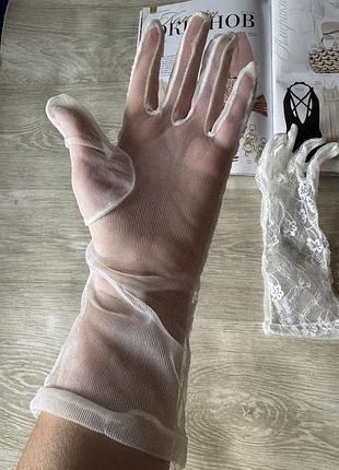Прозрачные кружевные белые перчатки 2