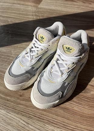 Кросівки adidas niteball 2.0 white beige
