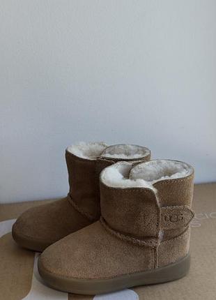 Оригінальні зимові чобітки ugg на липучці, розмір eur 20.5 (12.5 см)