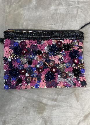 Дизайнерський клатч accessorize з об’ємною квітковою вишивкою