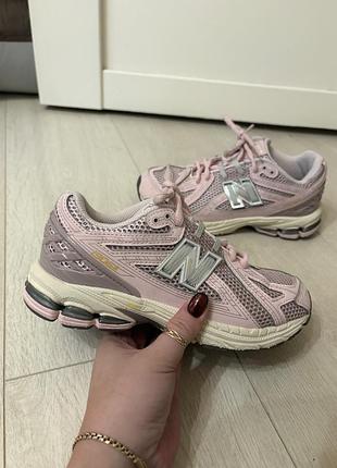 Кросівки new balance 35