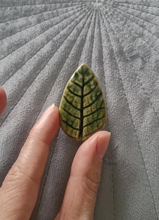 Керамічна брошка листочок🌱