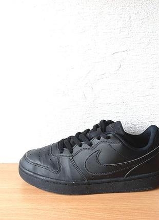 Демисезонные кроссовки nike 38 р. стелька 24,2 см.