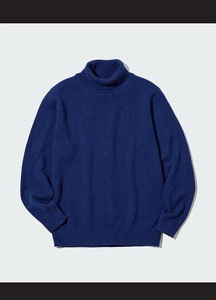 Теплый свитер с горлом 100% шерсть uniqlo