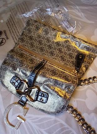 Сумочка від бренду guess 2