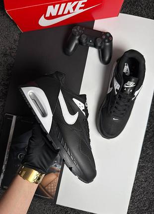 Nike air max correlate black white 4