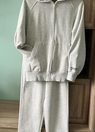 Спортивний костюм zara