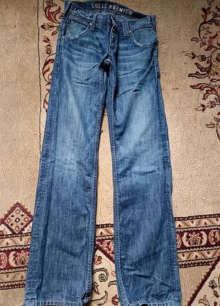 Джинсы бёдра guess