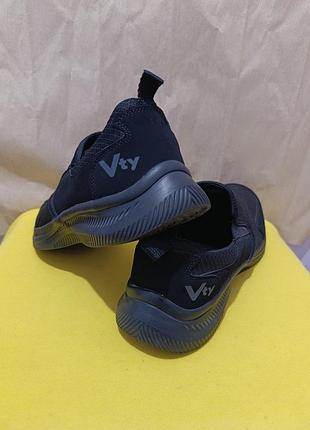 Кроссовки vty 5