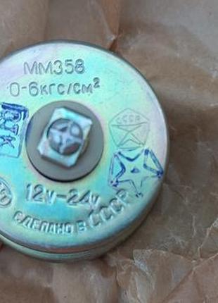 Датчик давления масла мм358 ссср.