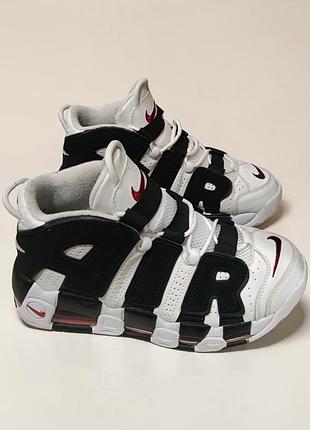 Кроссовки nike air more uptempo (в цвете white/black, известной также как scottie pippen).
