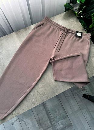Barrel leg peacoks