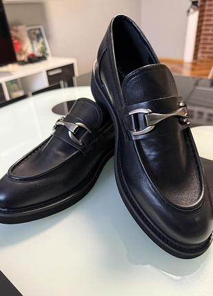 Лофери kharisma чорні