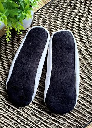 Білі чешки з екошкіри 6
