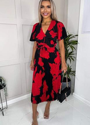 Новые миди платье ax paris black and red floral print pleated midi dress