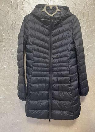 Тоненький легкий пуховик куртка uniqlo