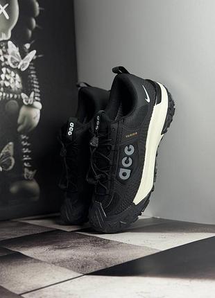 Nike acg moutain fly gore tex black beige 5