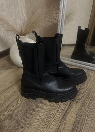 Черевики челсі bershka