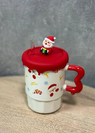 Кружка новогодняя с крышкой и трубочкой elisey новогодние друзья керамическая 500 мл белый с красным 9410-008