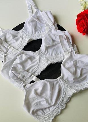 Розпродаж💖бюстгалтер білий без паралону без кісточок мʼякий в стилі тріумф з мереживом