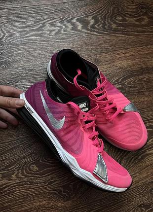 Кросівки жіночі nike рожеві