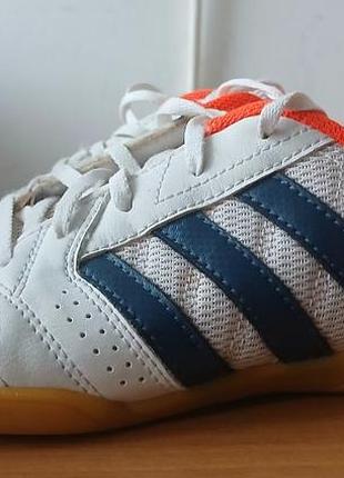 Кожаные кроссовки футзалки фирмы adidas оригинал