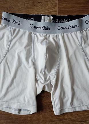 Брендовые боксеры calvin klein.