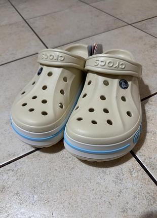 Crocs нові 3
