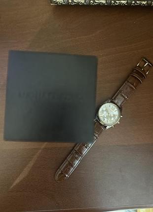 Наручні годинники michael kors з коричневим шкіряним ремінцем