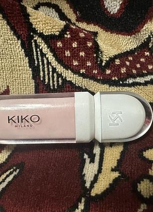 Блиск-плампер kiko lip volume 01