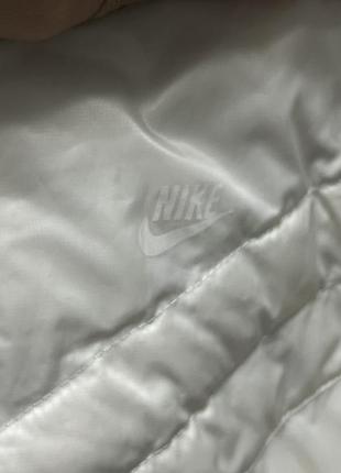 Курточка nike 10