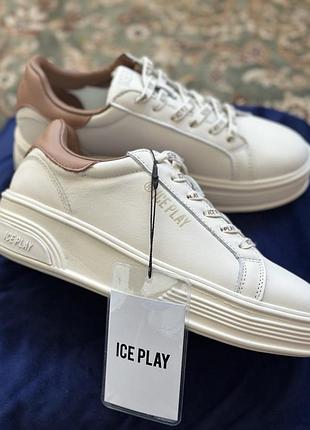 Нові, брендові, шкіряні кросівки ice play 3