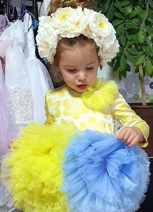 Жовто-блакитна сукня для дівчинки 3 роки