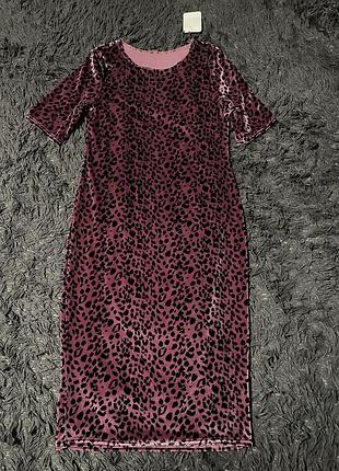 Леопардова рожева сукня міді 3
