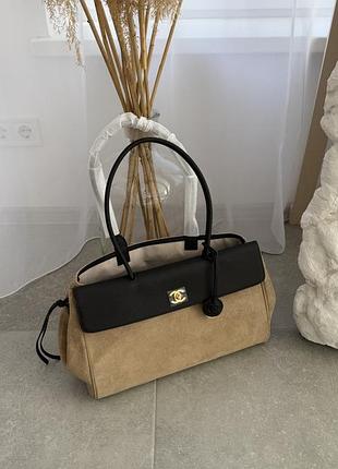 Chanel (пильовик) 38*24
