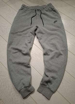 Nike tech fleece s чоловічі спортивні штани найк базові штани nike сірі спортивки