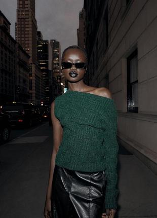 Светр жіночий zara асиметричний смарагдовий