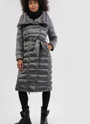 Пуховик жіночий від max mara weekend