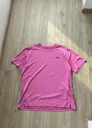 Футболка under armour